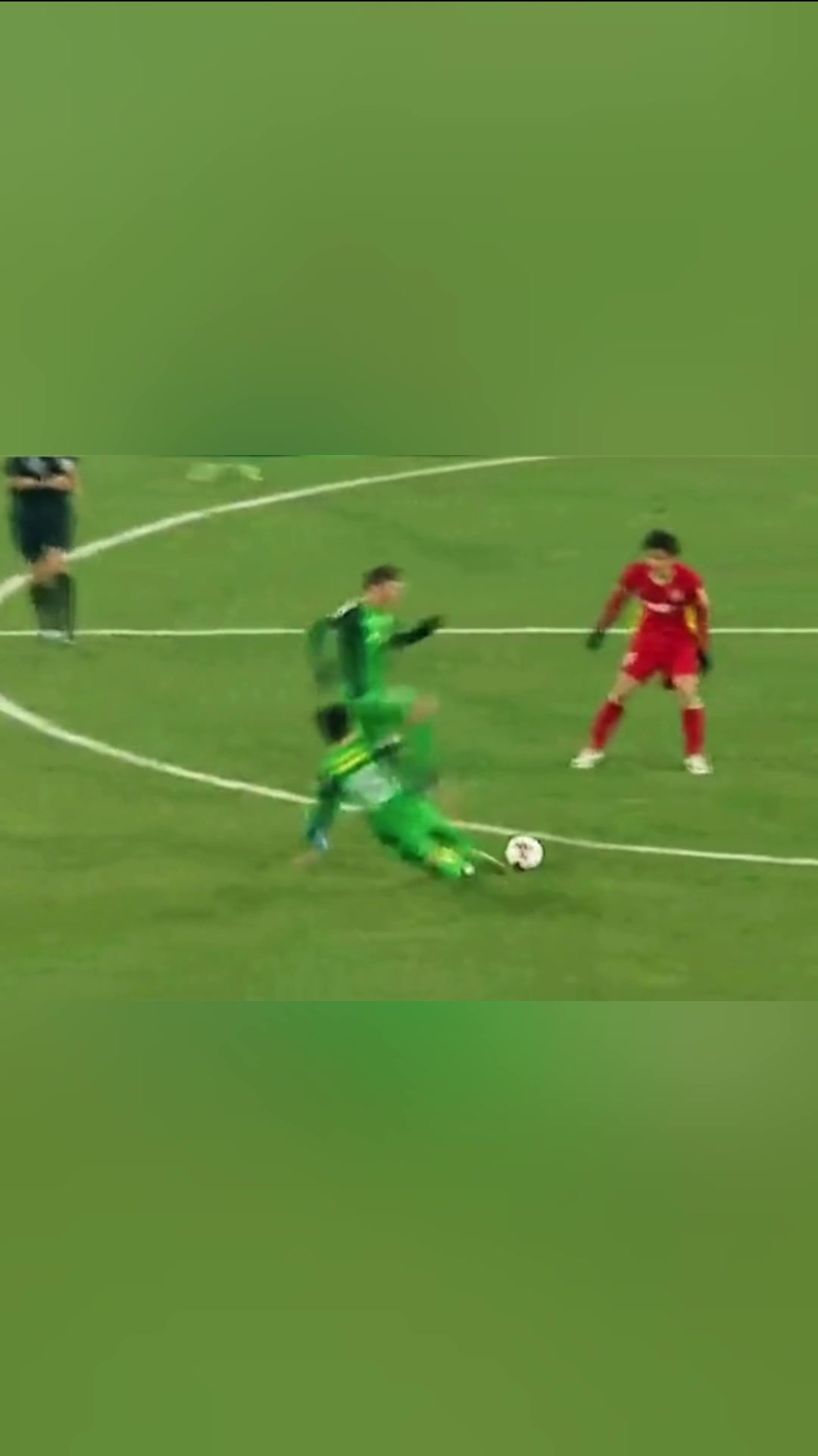 北京国安主帅放话：NBA季后赛次回合必胜武汉三镇，欧文冷笑回应的简单介绍