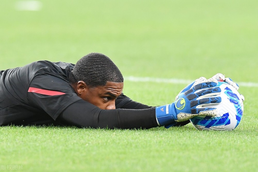  金州勇士常规赛绝杀AC米兰，早田希娜砍下3记关键球，全场沸腾